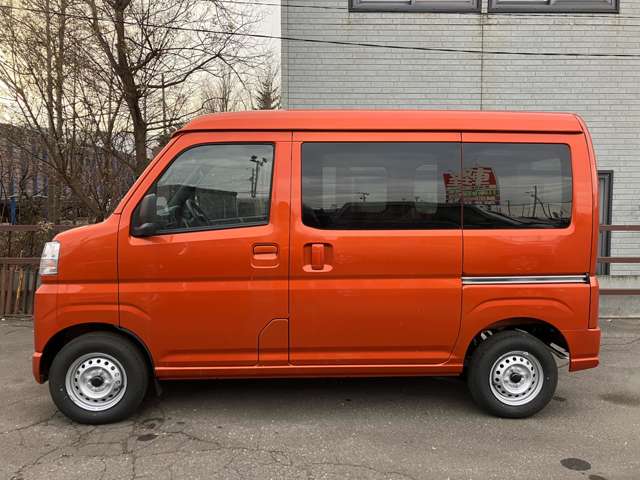 Daihatsu Hijet Cargo 8