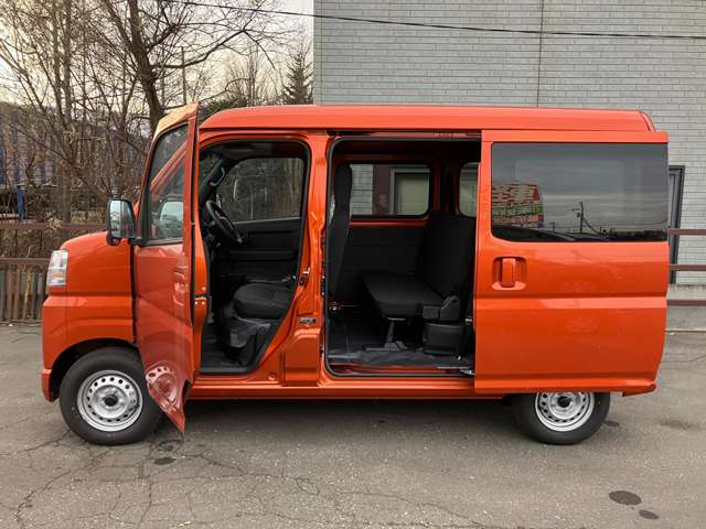 Daihatsu Hijet Cargo 10