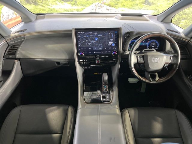 Toyota Alphard 2