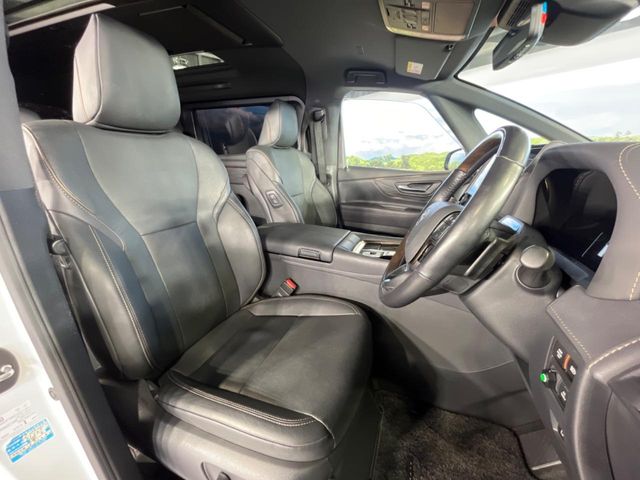 Toyota Alphard 10