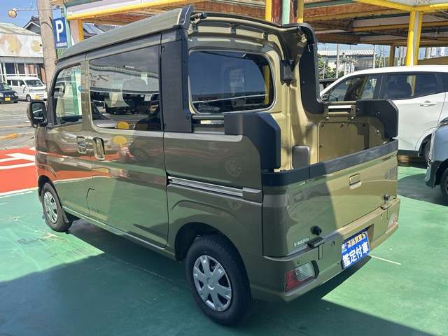 Daihatsu Hijet Deck Van 4