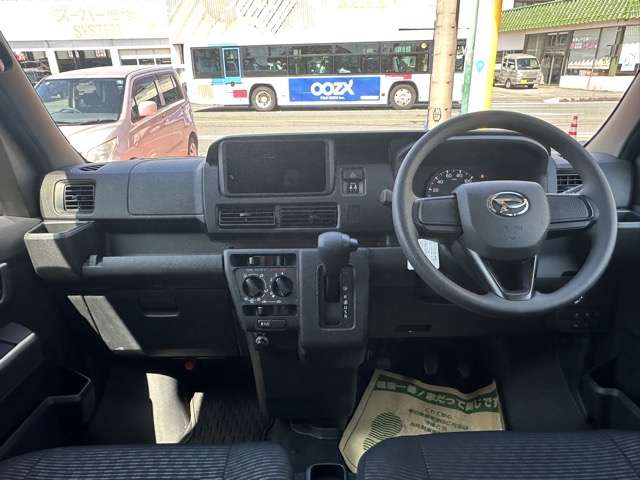Daihatsu Hijet Deck Van 7