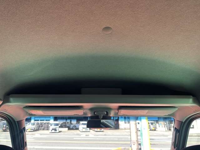 Daihatsu Hijet Deck Van 9