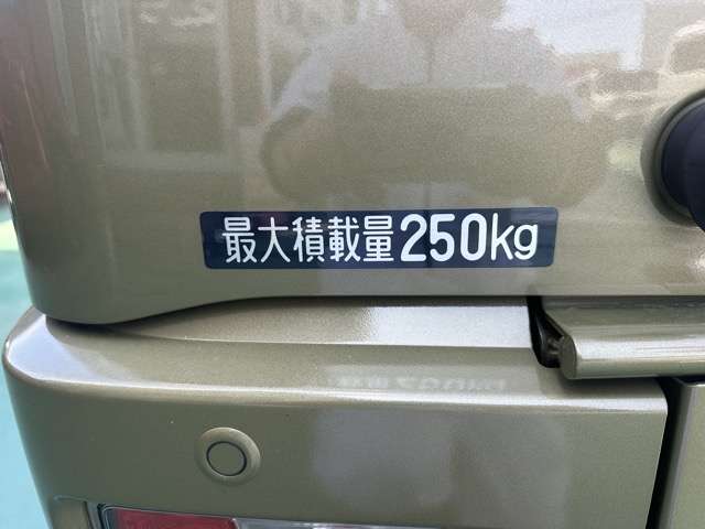 Daihatsu Hijet Deck Van 10