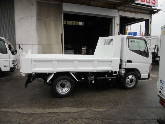 Mitsubishi Fuso Canter 5