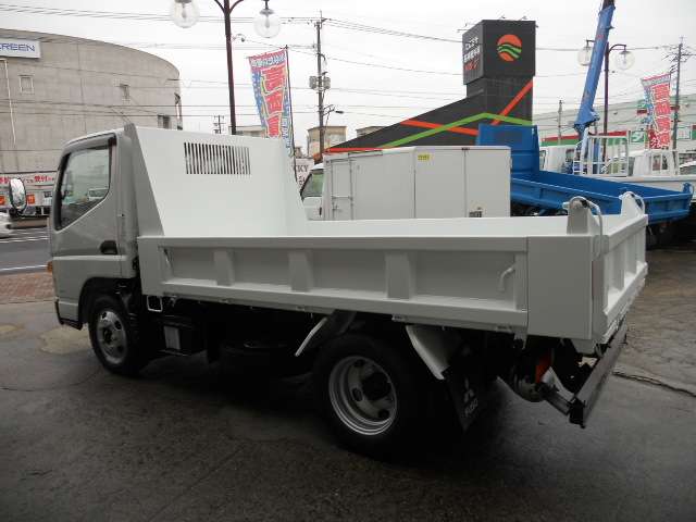 Mitsubishi Fuso Canter 6