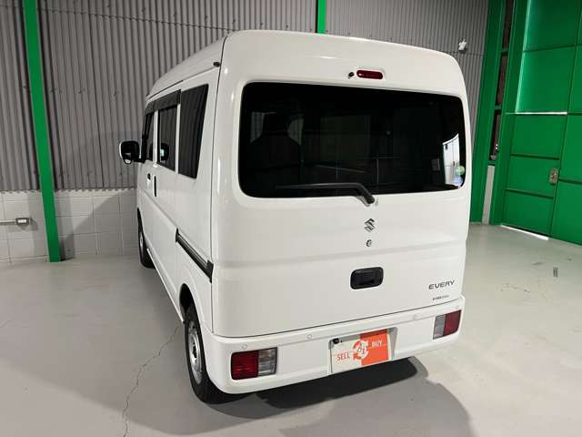 Suzuki Every 11