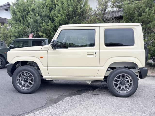 Suzuki Jimny 9