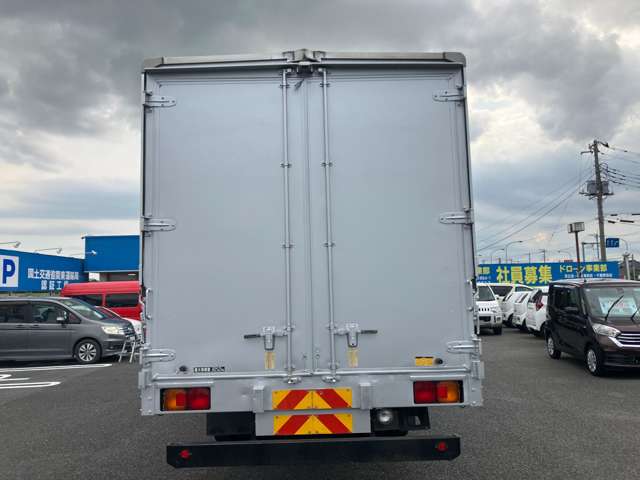 Hino Ranger 8