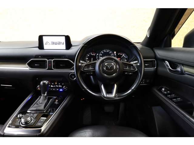 Mazda CX-8 11