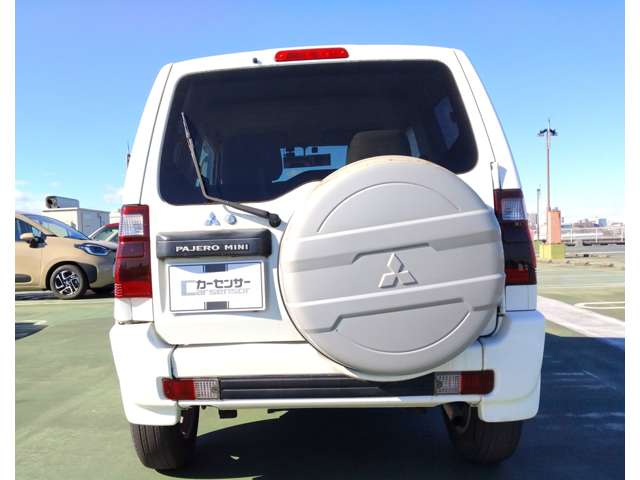 Mitsubishi Pajero Mini 7