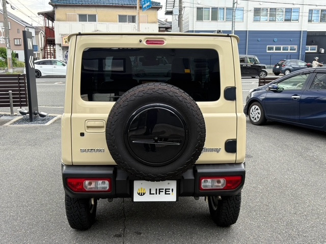 Suzuki Jimny 8