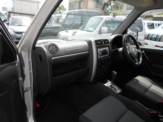 Mazda AZ-オフロード 10