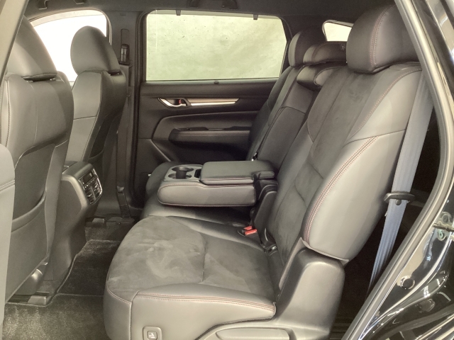 Mazda CX-8 11