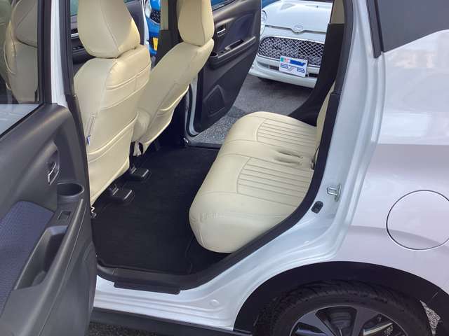 Mitsubishi eK X 11