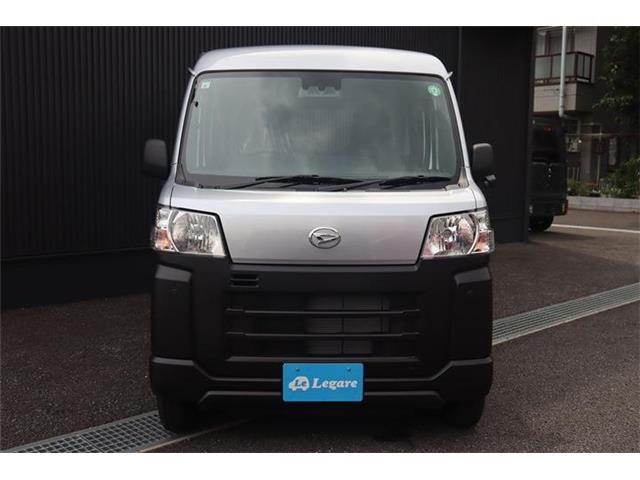 Daihatsu Hijet Cargo 6
