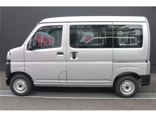 Daihatsu Hijet Cargo 7