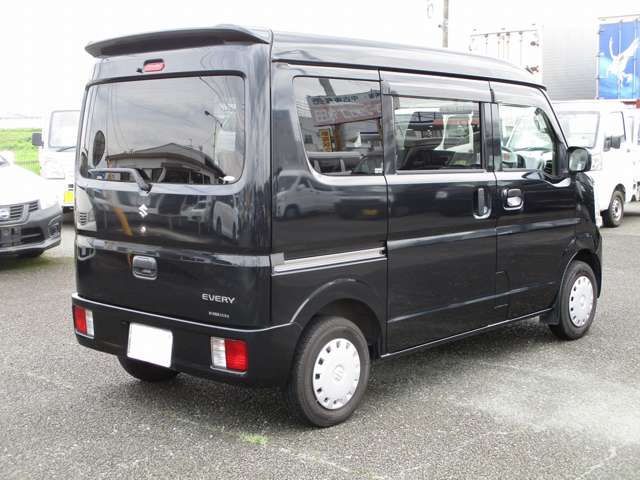 Suzuki Every 2