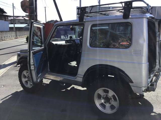 Suzuki Jimny 11