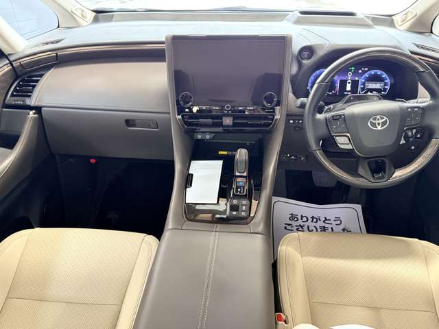 Toyota Alphard 3