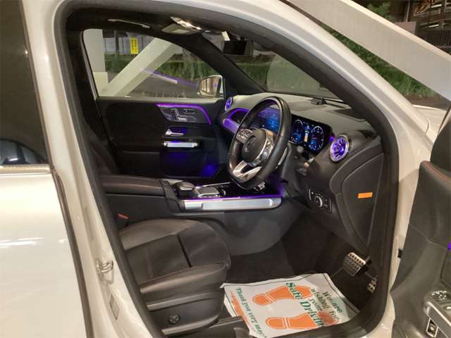 Mercedes-Benz GLB 5