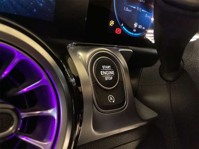 Mercedes-Benz GLB 10
