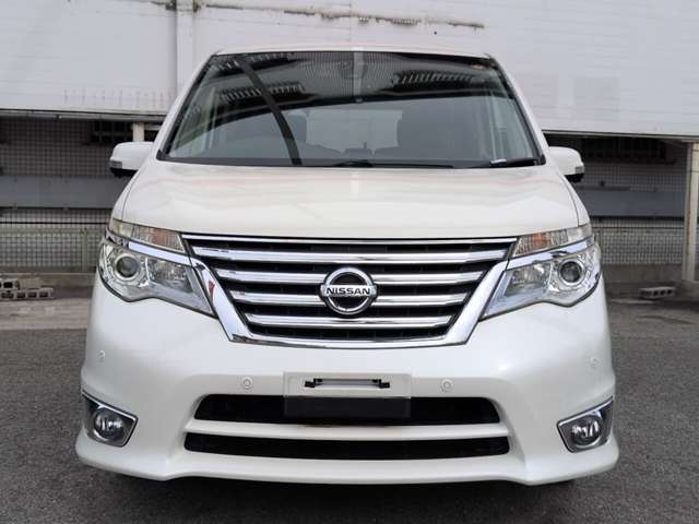 Nissan Serena 2