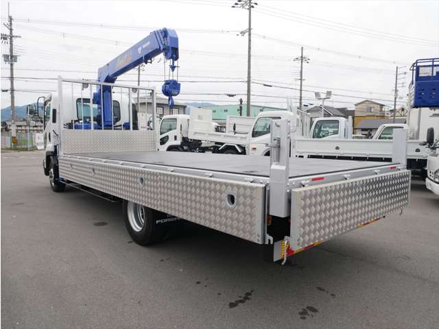 Isuzu Forward 12