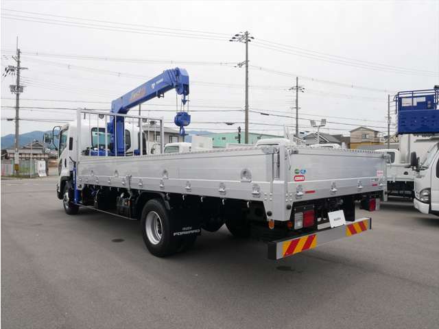 Isuzu Forward 8