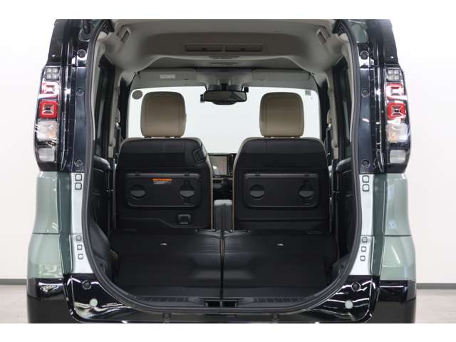 Mitsubishi Delica Mini 11