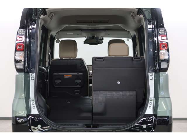 Mitsubishi Delica Mini 10