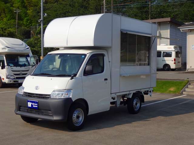 Toyota Town Ace Truck 2
