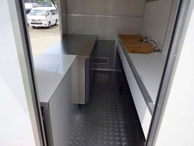 Toyota Town Ace Truck 10
