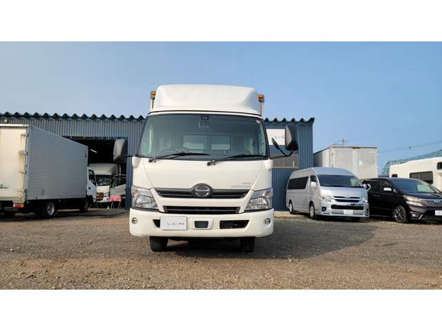 Hino Dutro 5