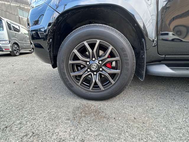 Toyota Hilux 12