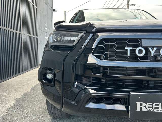Toyota Hilux 3