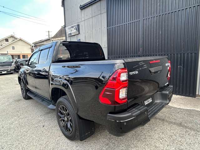 Toyota Hilux 7