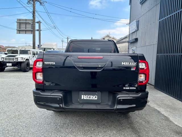 Toyota Hilux 8
