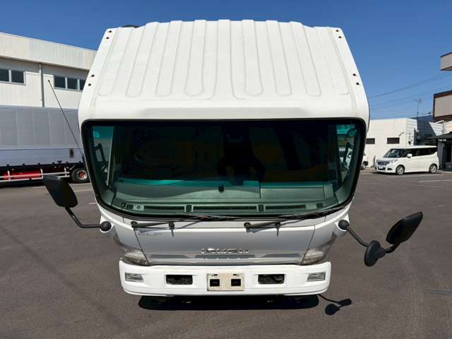 Isuzu Elf 4