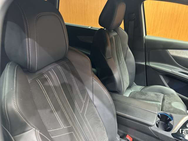 Peugeot 5008 7