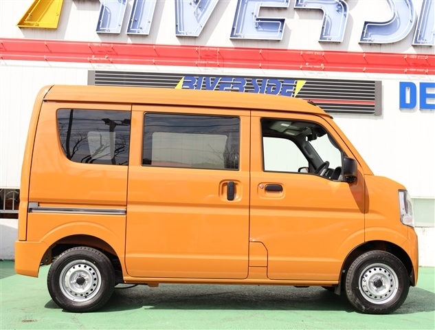 Suzuki Every 2