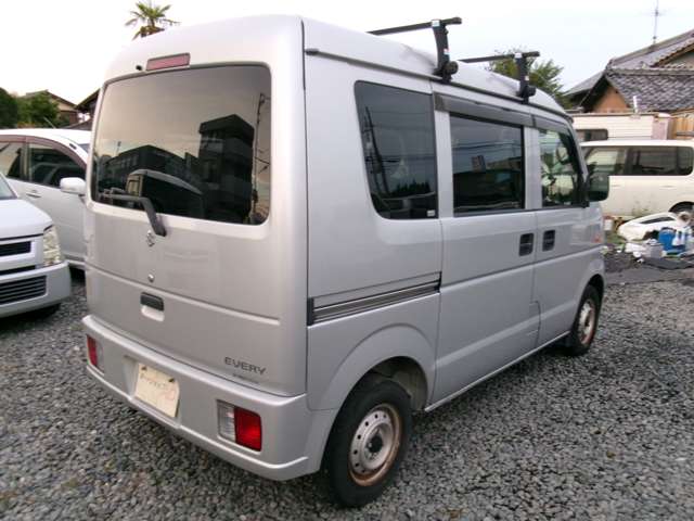 Suzuki Every 8