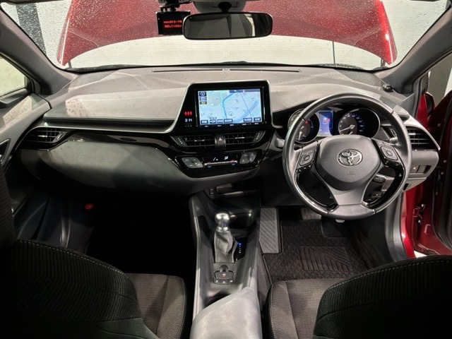 Toyota C-HR 7