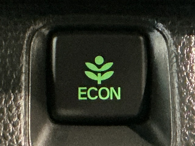 Honda N-VAN 9