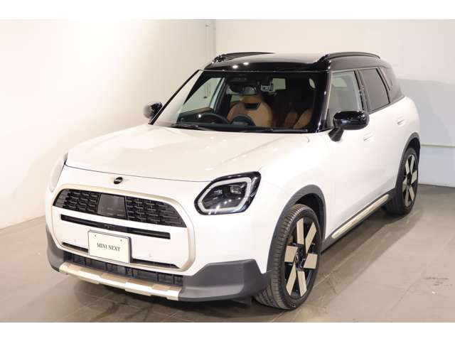 MINI Countryman 8