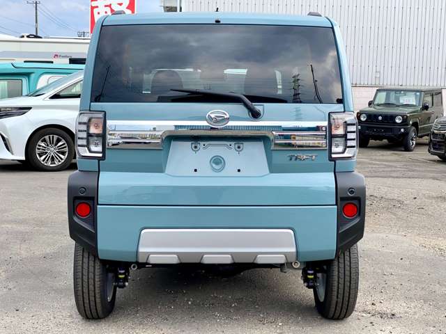 Daihatsu Taft 10