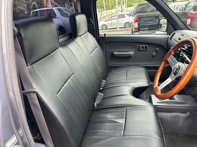 Toyota Hilux 11