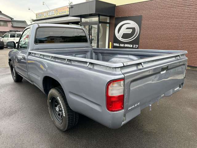 Toyota Hilux 8