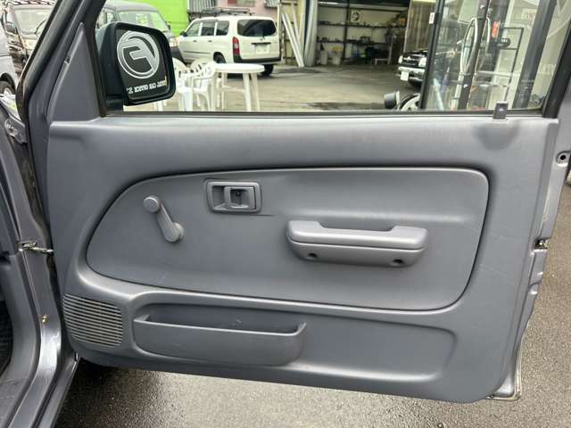 Toyota Hilux 9