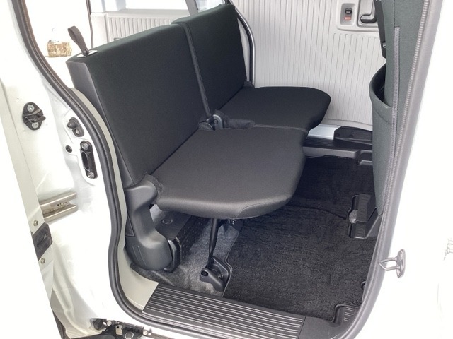 Honda N-VAN e: 12